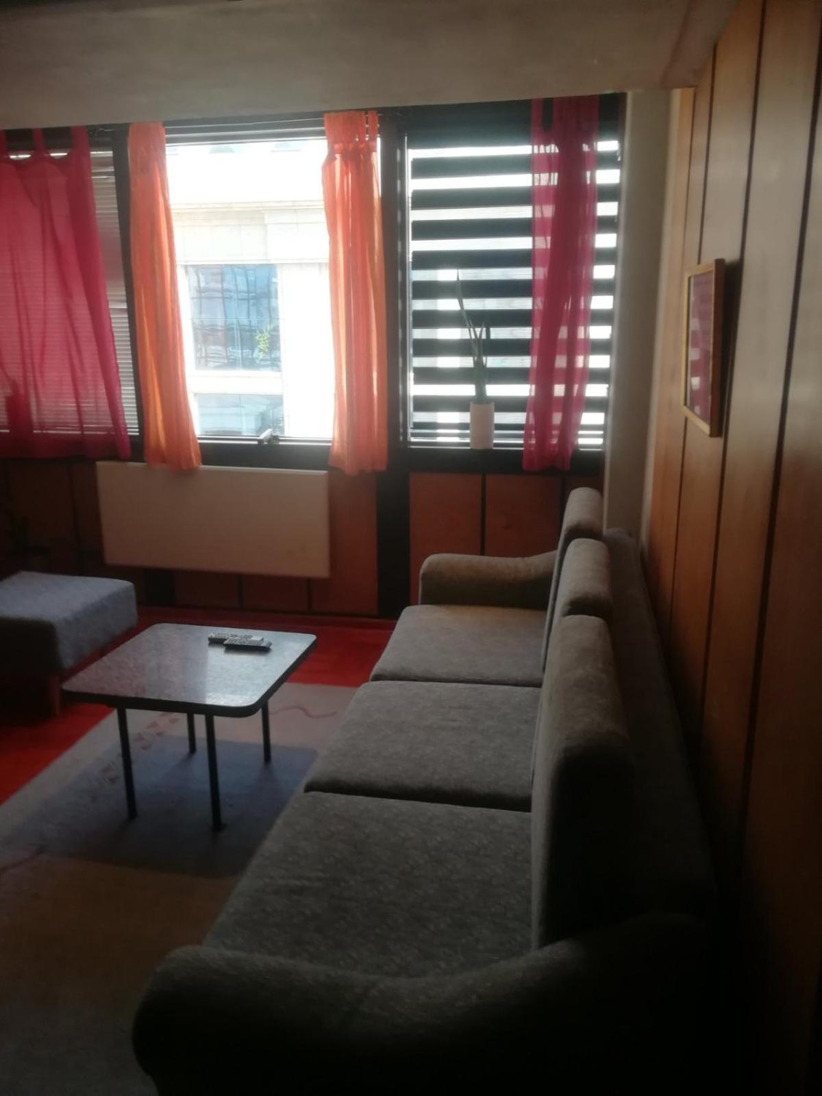 Suvi Centar Leilighet Ni Eksteriør bilde